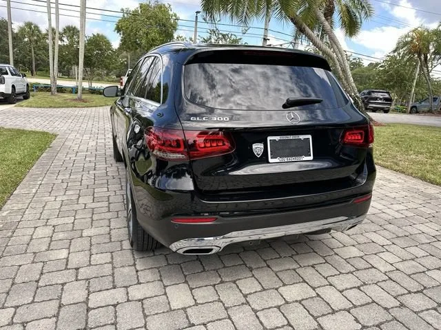 2022 Mercedes-Benz GLC GLC 300 photo 34