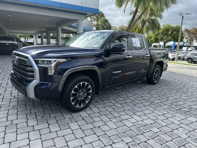 2022 Toyota Tundra 4WD Limited photo 31