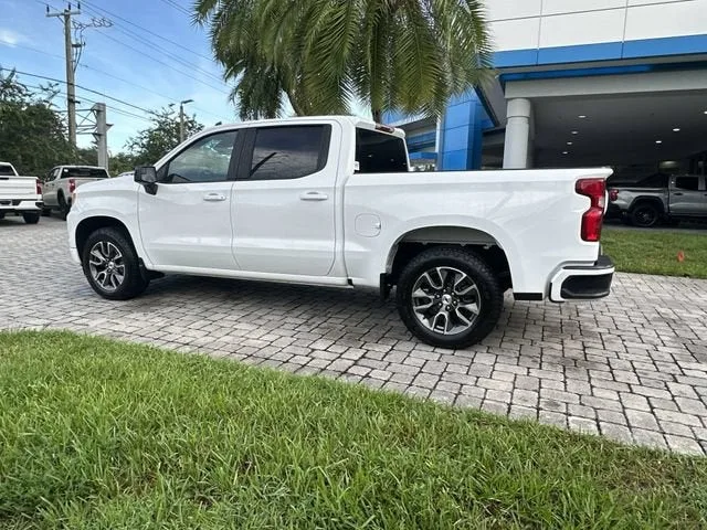2023 Chevrolet Silverado 1500 RST photo 33