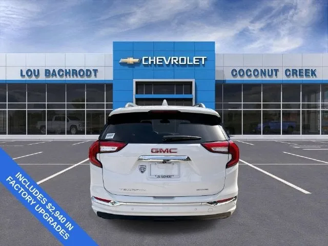 2024 GMC Terrain Denali photo 7