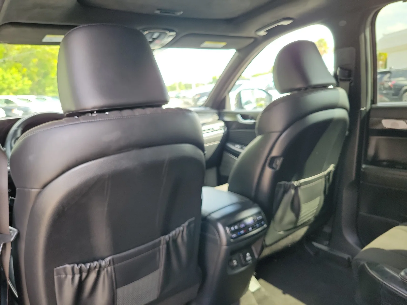 2024 Hyundai Palisade Calligraphy Night Edition photo 15