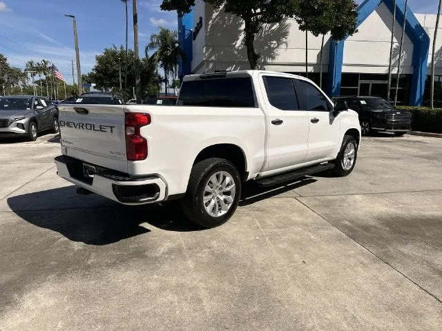 2025 Chevrolet Silverado 1500 Custom photo 38