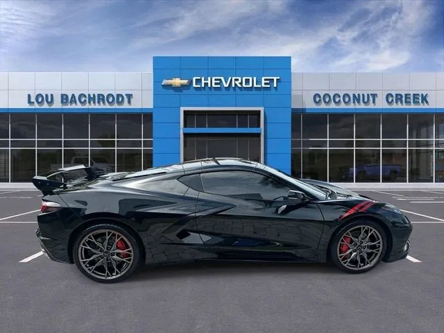2023 Chevrolet Corvette Stingray 2LT photo 9