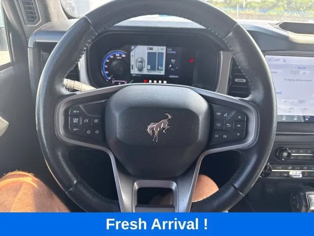2022 Ford Bronco Base photo 6
