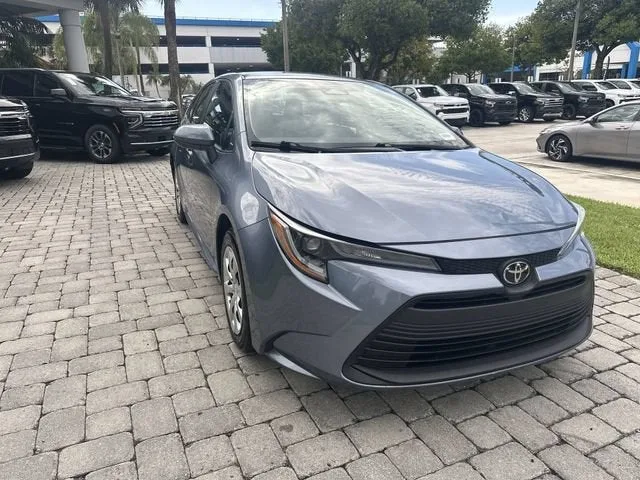 2024 Toyota Corolla LE photo 17