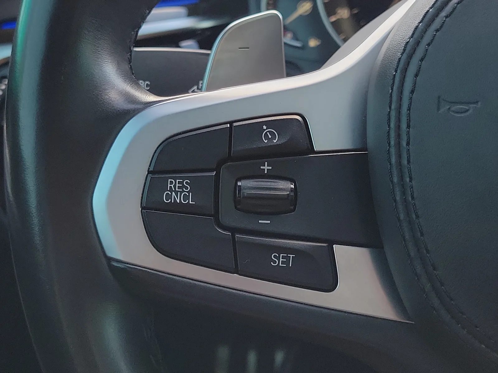 2019 BMW 5 Series 540i photo 26