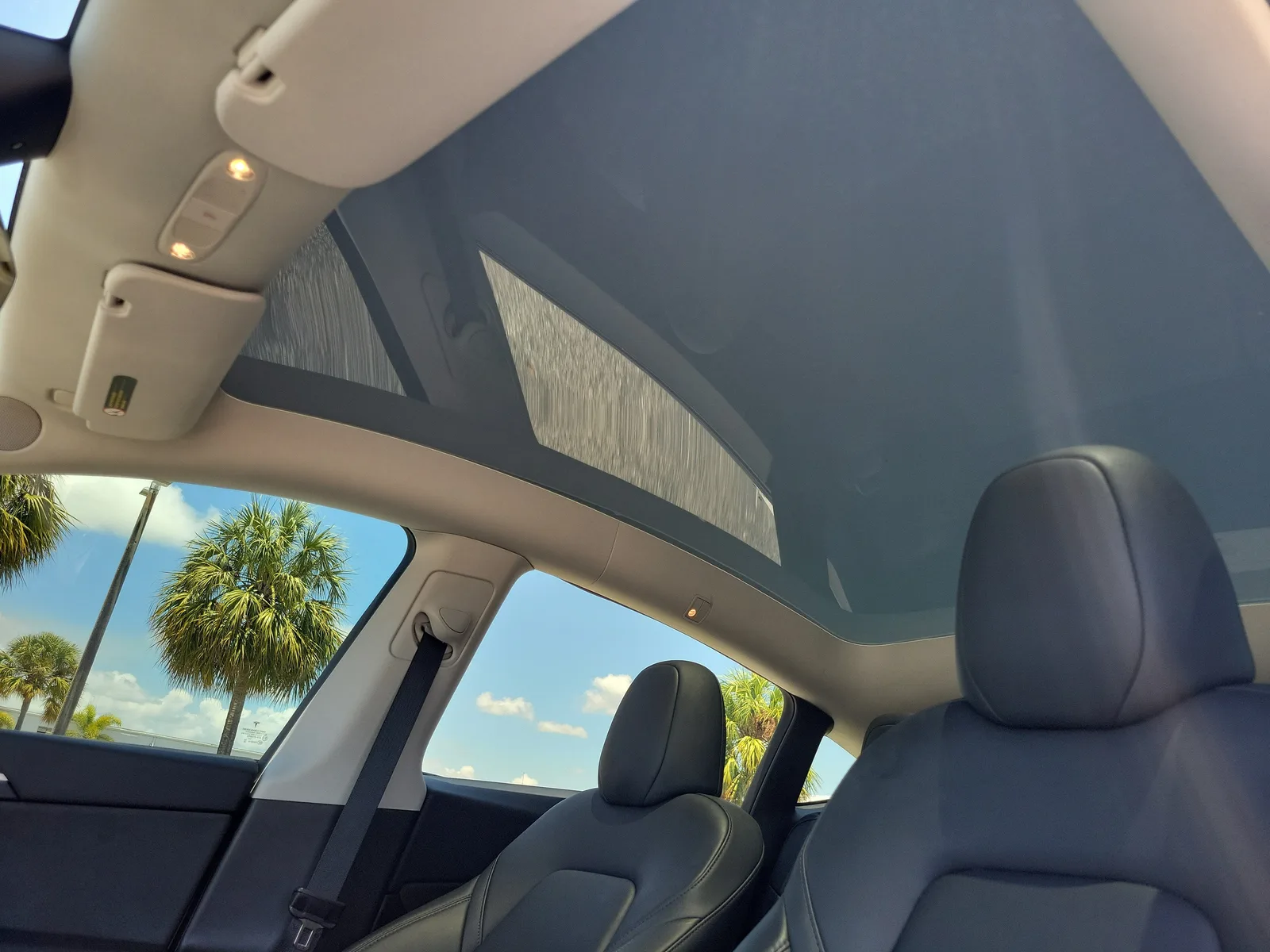2023 Tesla Model Y Performance photo 25