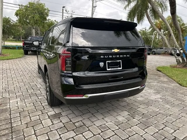 2026 Chevrolet Suburban LS photo 34