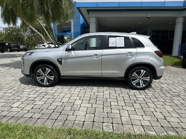 2025 Mitsubishi Outlander Sport S photo 32