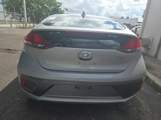 2020 Hyundai Ioniq Hybrid Blue photo 5