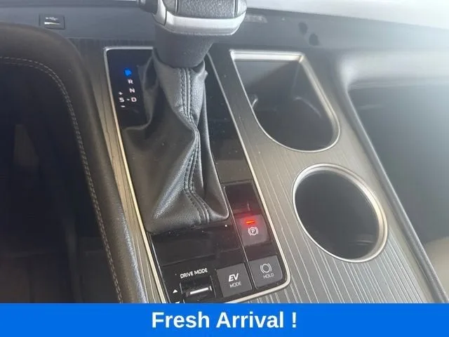 2026 Toyota Sienna XLE photo 9