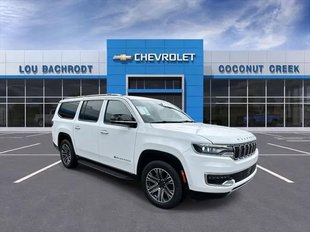 2024 Jeep Wagoneer L Series II photo 2