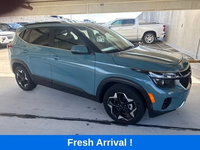 2024 Kia Seltos EX photo 15
