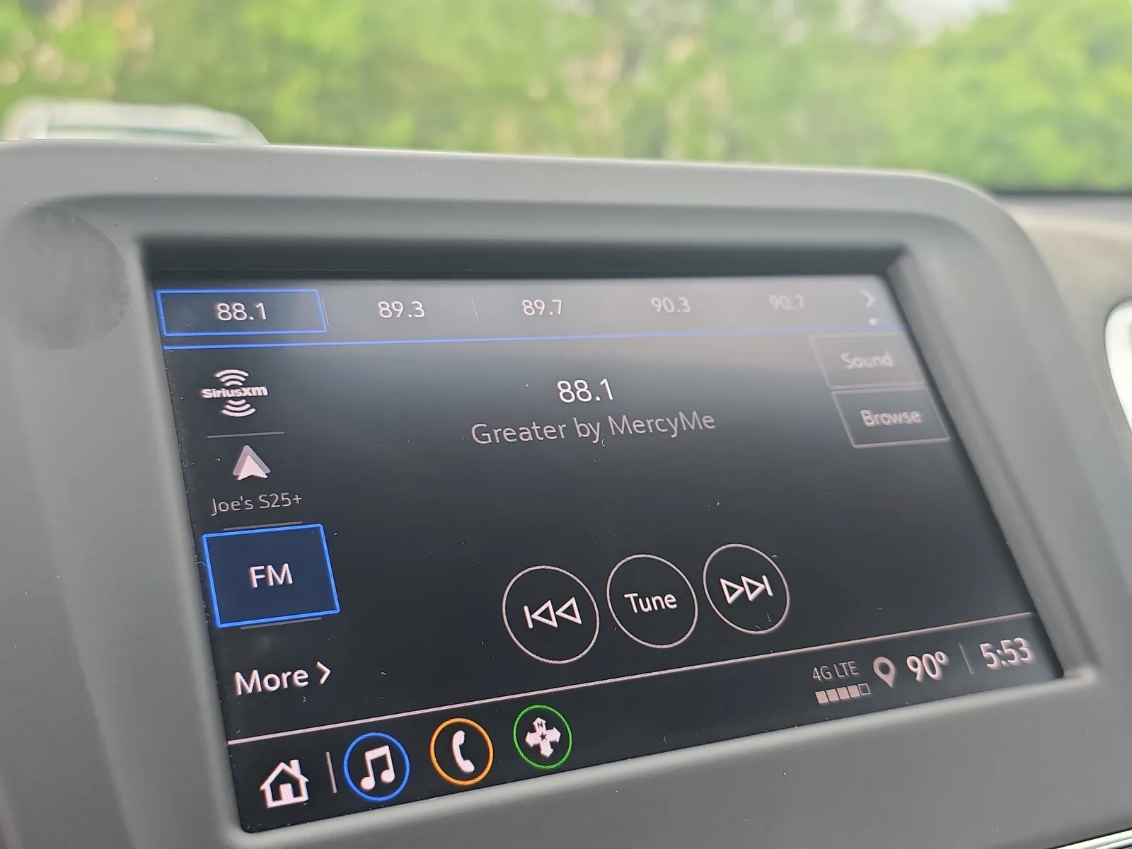 2024 Chevrolet Equinox LT photo 30