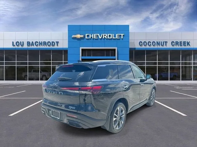 2024 INFINITI QX60 LUXE photo 8