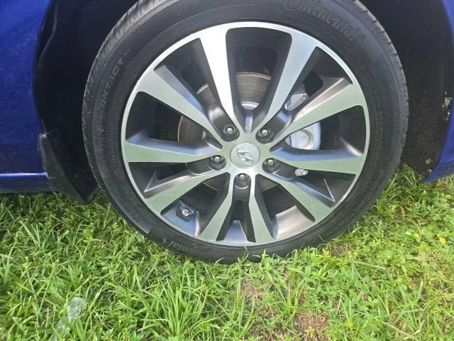 2020 Hyundai Elantra GT 5DR HB AT photo 19