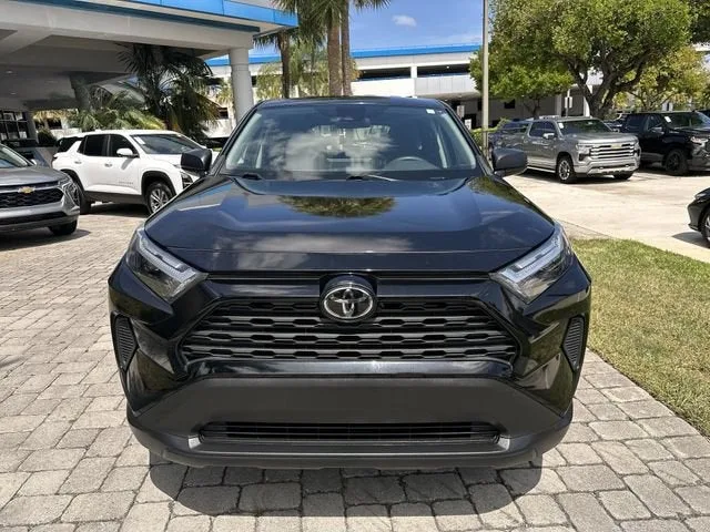 2024 Toyota RAV4 LE photo 18
