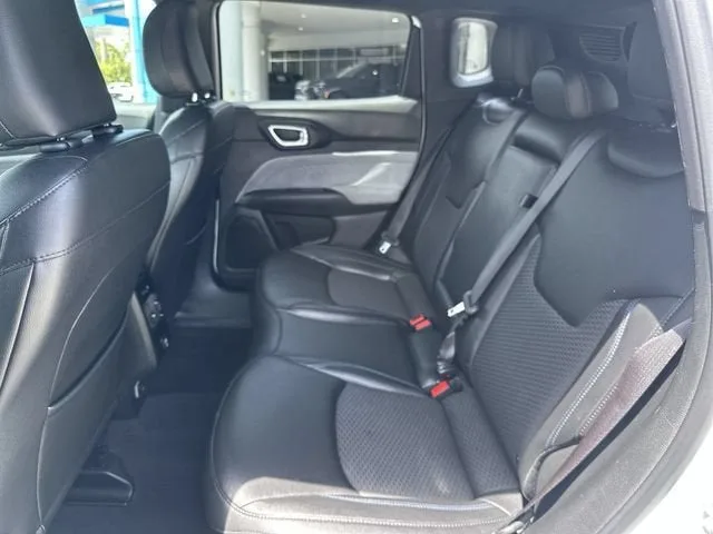 2024 Jeep Compass Latitude photo 27