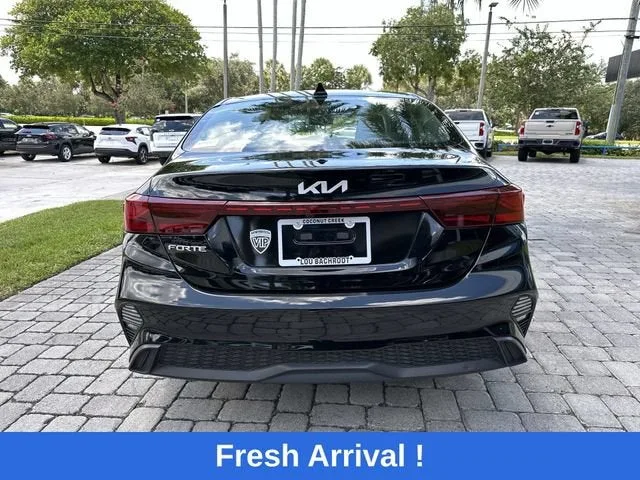 2024 Kia Forte LXS photo 24