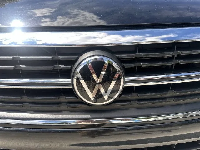 2024 Volkswagen Jetta SE photo 10