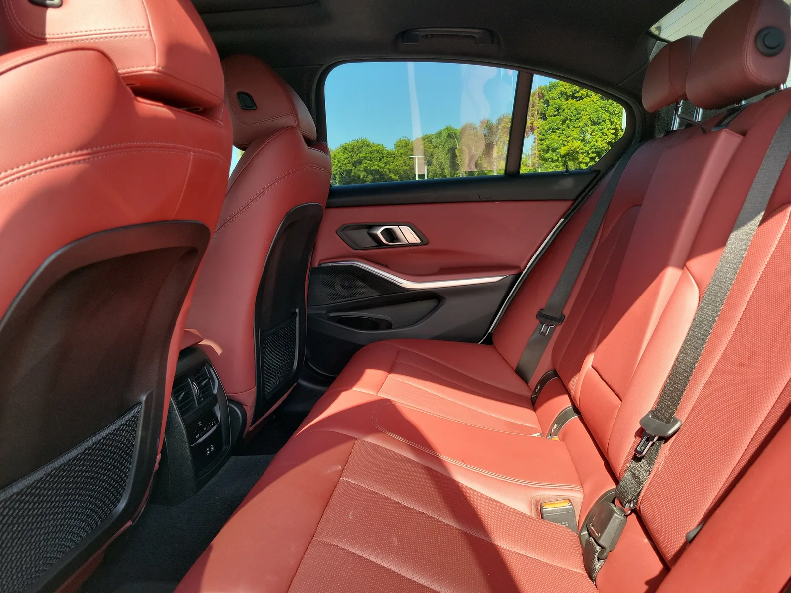 2022 BMW 3 Series 330i photo 15