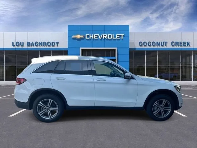 2022 Mercedes-Benz GLC GLC 300 photo 9