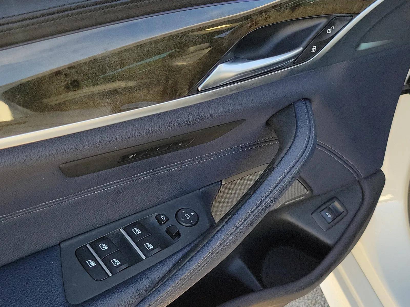 2019 BMW 5 Series 540i photo 18