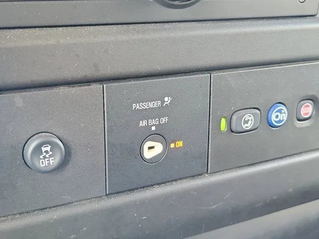 2019 Chevrolet Express Passenger 3500 LT photo 27