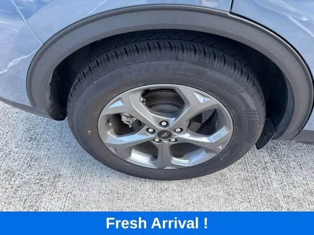 2025 Ford Escape ST-Line photo 23