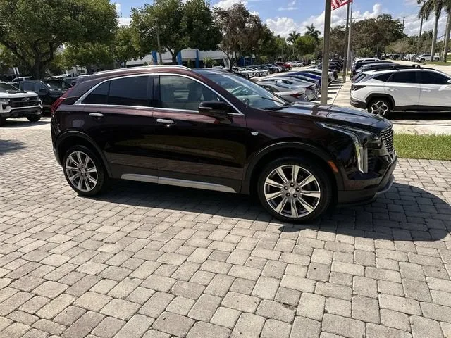 2021 Cadillac XT4 FWD Premium Luxury photo 15