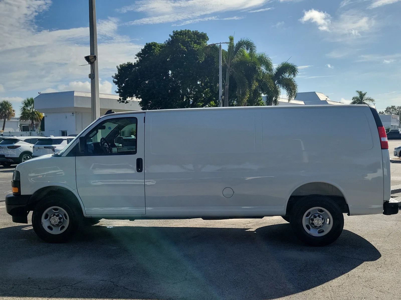 2025 Chevrolet Express Cargo WT photo 6