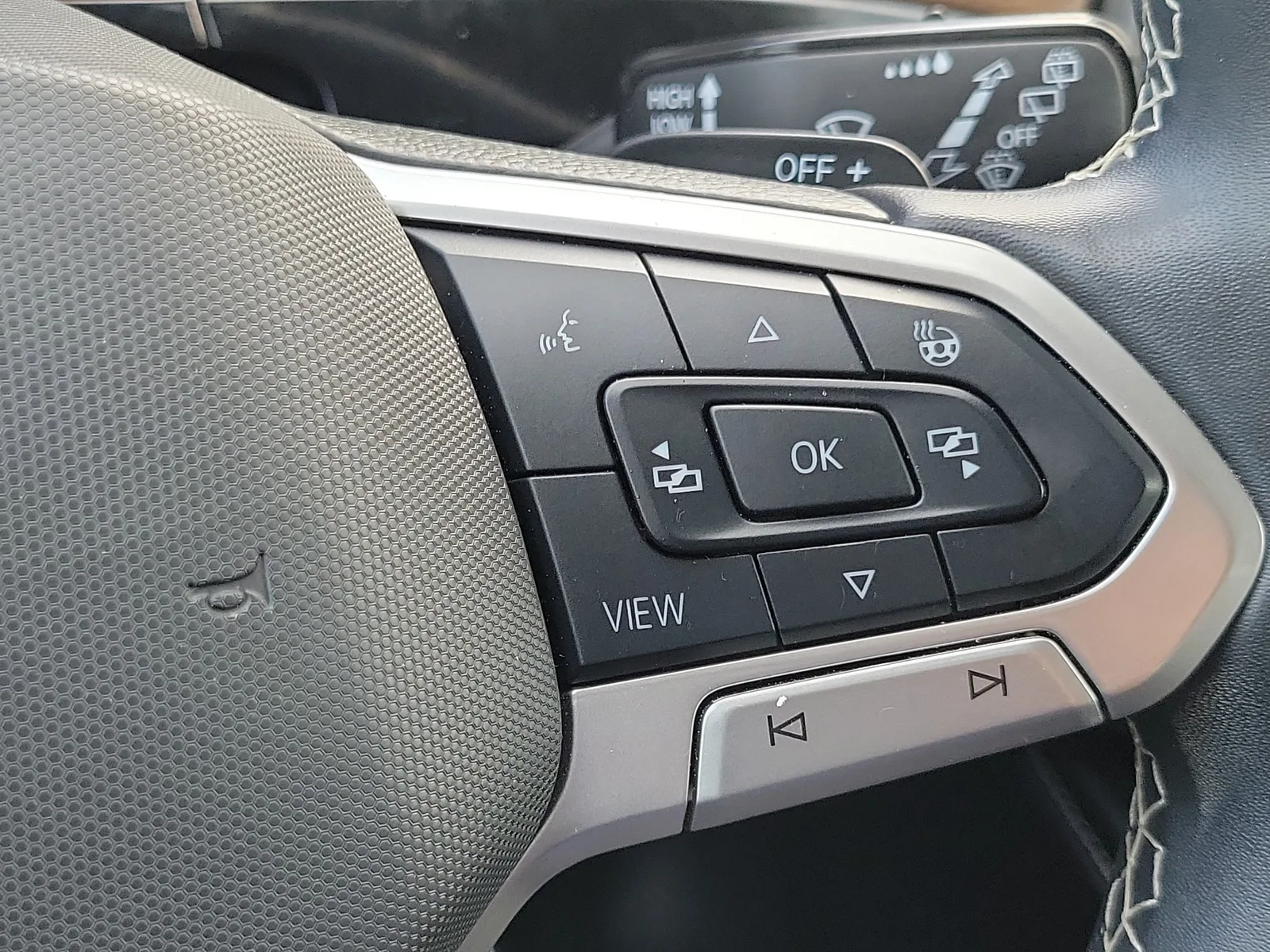2024 Volkswagen Atlas 2.0T SE photo 27