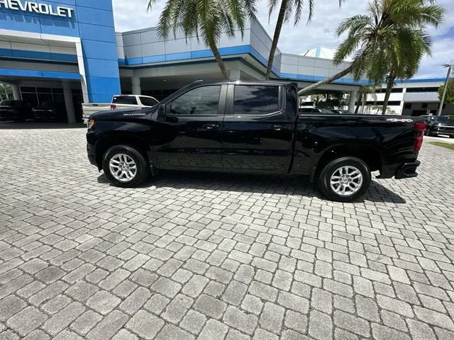 2025 Chevrolet Silverado 1500 RST photo 34