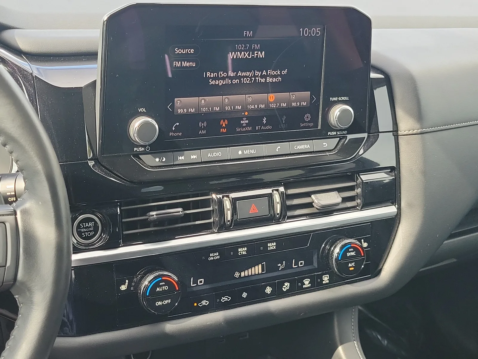 2024 Nissan Pathfinder SV photo 27