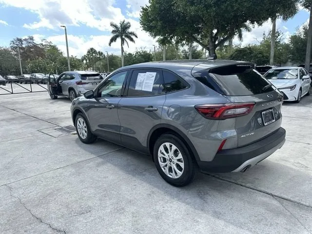 2025 Ford Escape Active photo 16