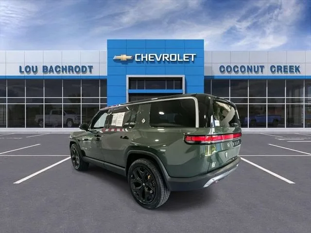 2023 RIVIAN R1S Adventure photo 6
