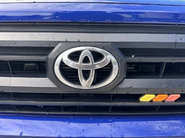 2025 Toyota Tacoma 2WD SR5 photo 10