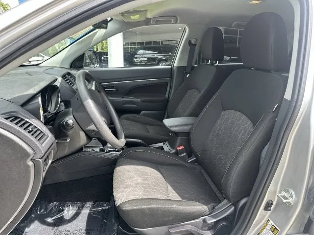 2025 Mitsubishi Outlander Sport S photo 30