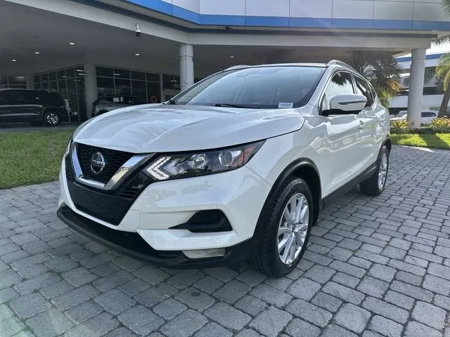 2022 Nissan Rogue Sport SV photo 20
