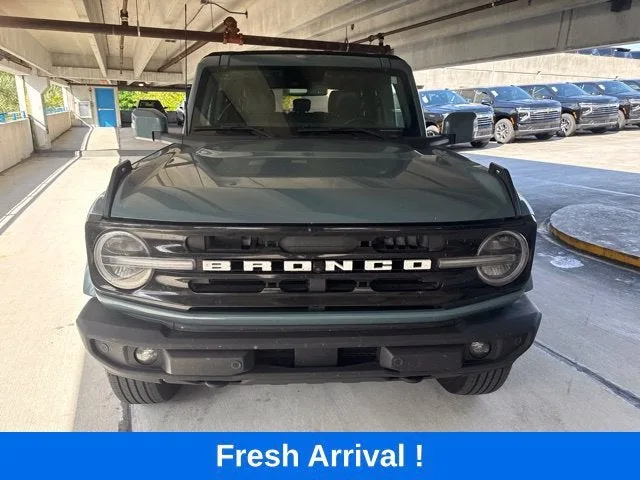 2022 Ford Bronco Base photo 18
