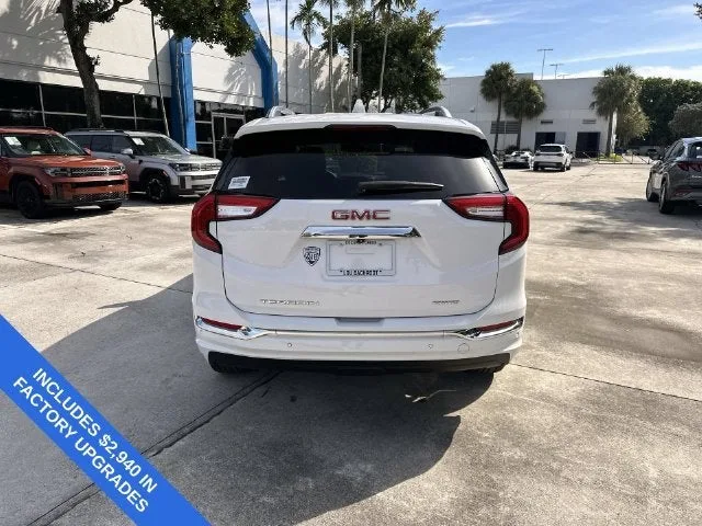 2024 GMC Terrain Denali photo 36