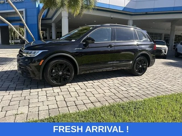 2022 Volkswagen Tiguan SE R-Line Black photo 31