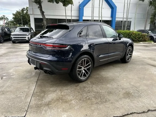 2023 Porsche Macan S photo 38