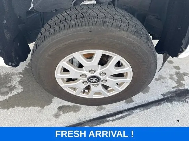 2024 Toyota Tacoma 2WD SR photo 22