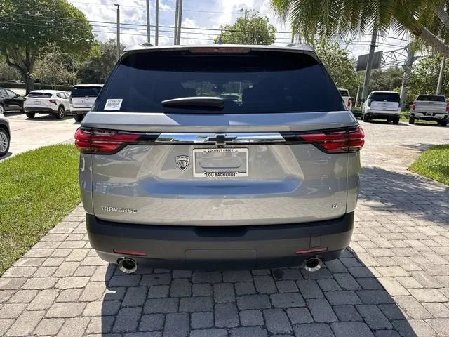 2023 Chevrolet Traverse LT Cloth photo 36