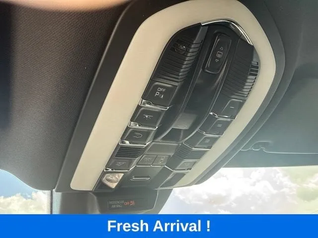2024 Porsche Macan 4DR AWD photo 10