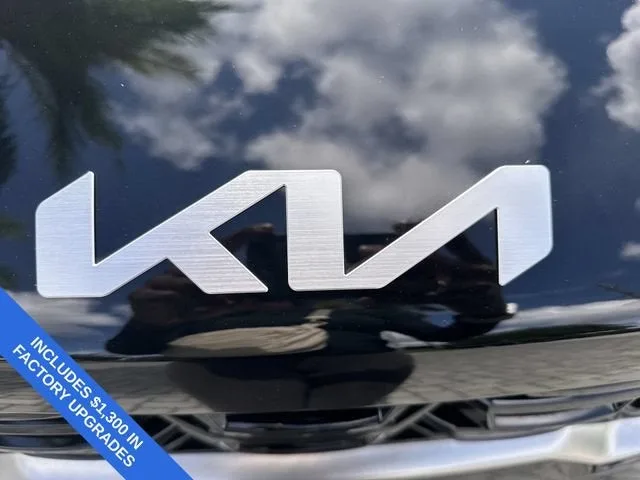 2026 Kia Sorento S photo 10