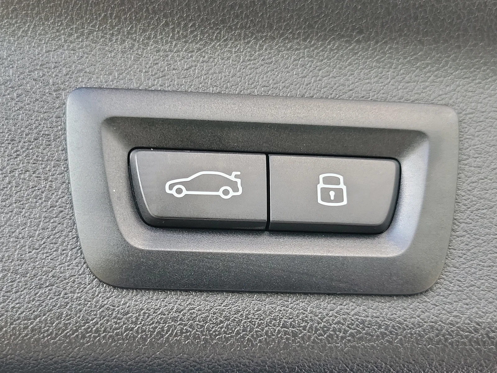 2023 BMW X1 xDrive28i photo 14