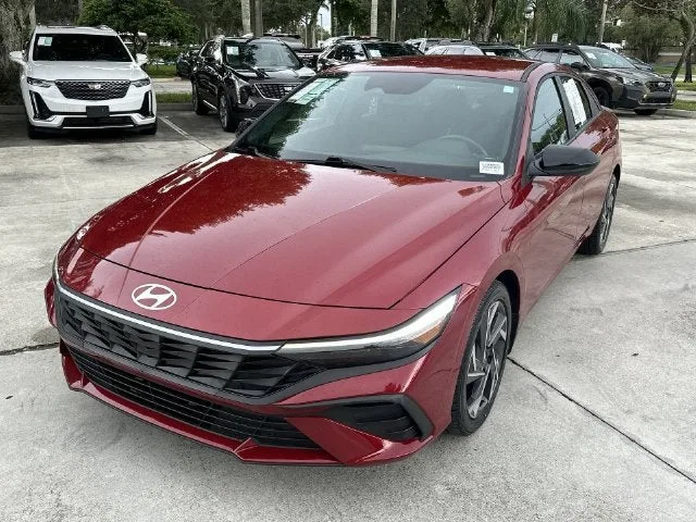 2025 Hyundai Elantra SEL Sport photo 39