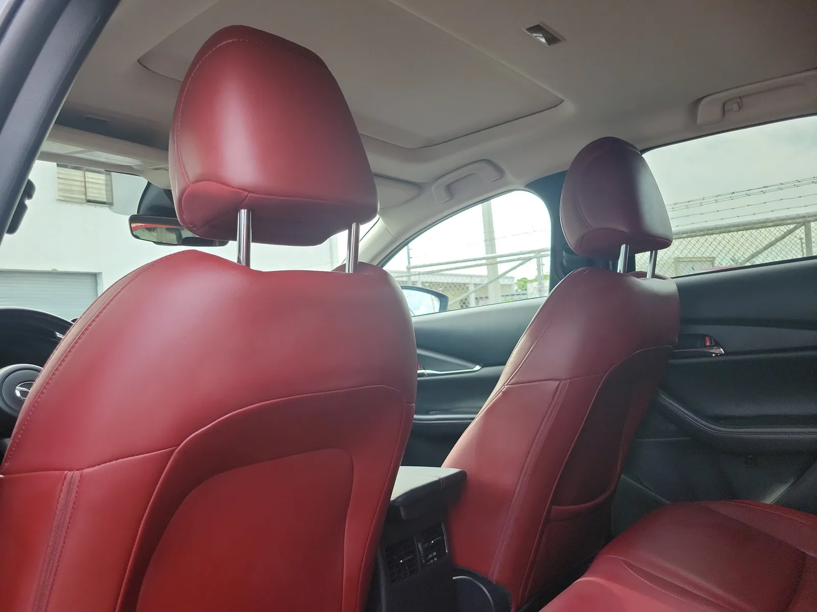 2023 Mazda CX-30 2.5 S Carbon Edition photo 16